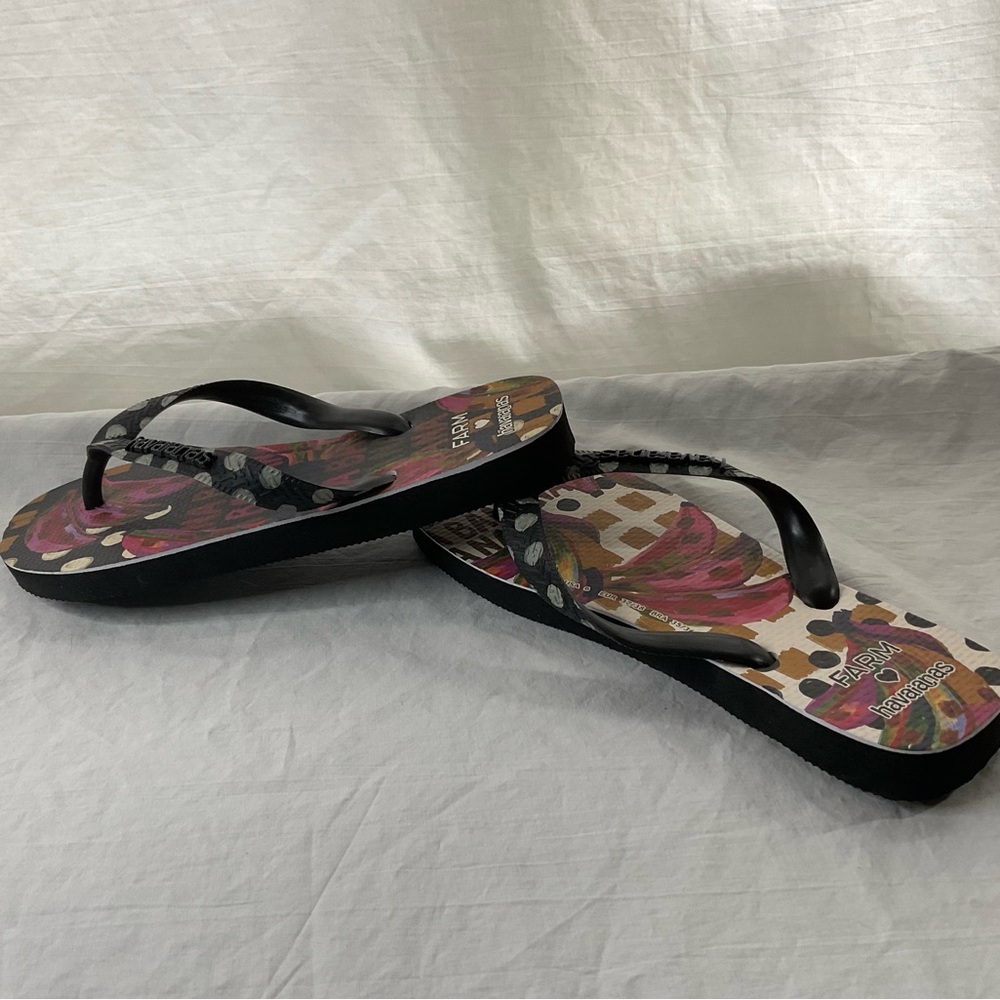 Havaianas FARM Rio banana polka dot flip flops size 6 NWT - Picture 3 of 4